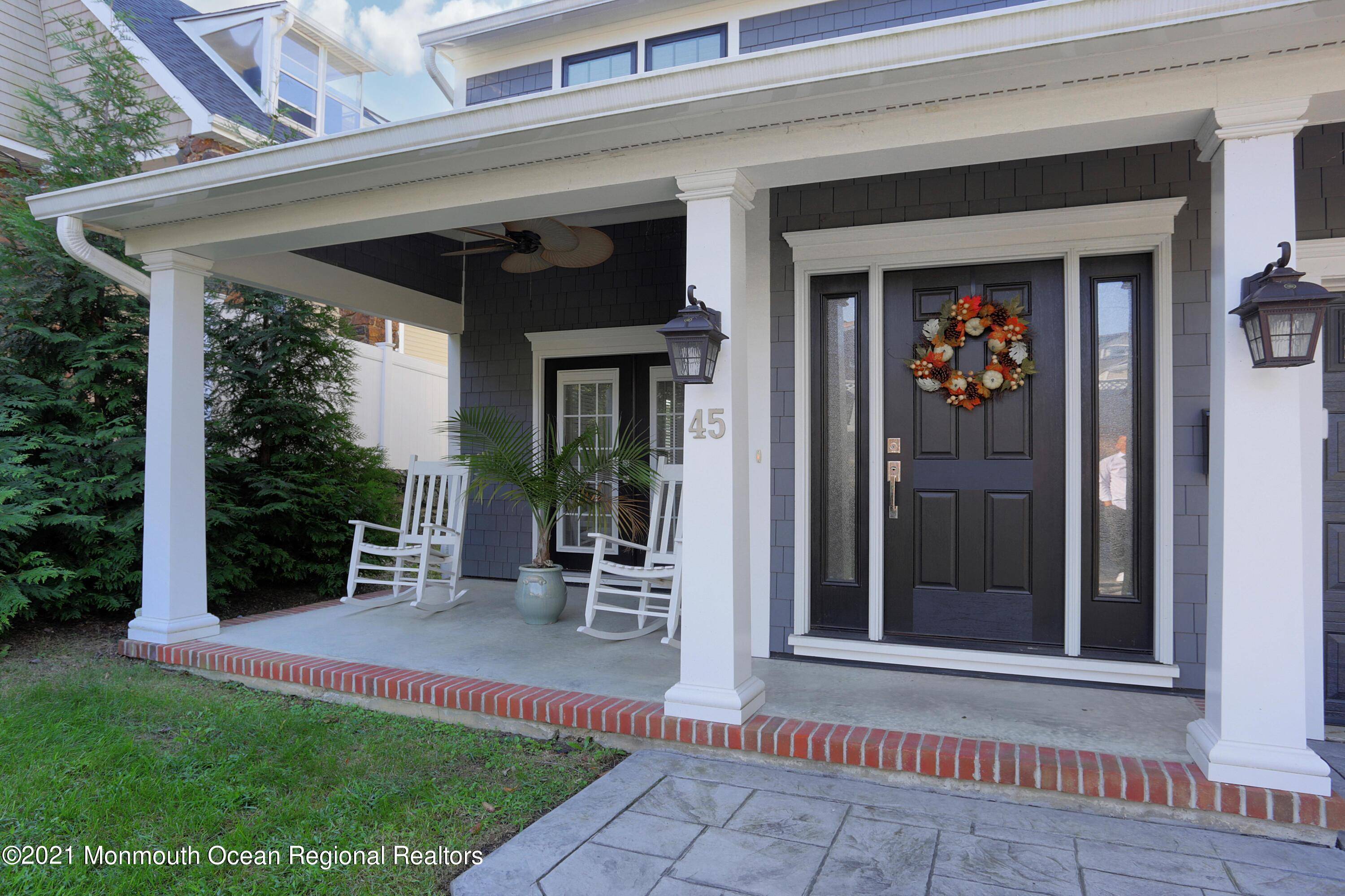 Atlantic Highlands, NJ 07716,45 E Highland Avenue