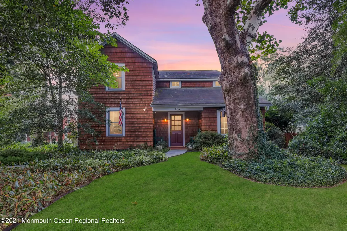 Atlantic Highlands, NJ 07716,107 Division Street