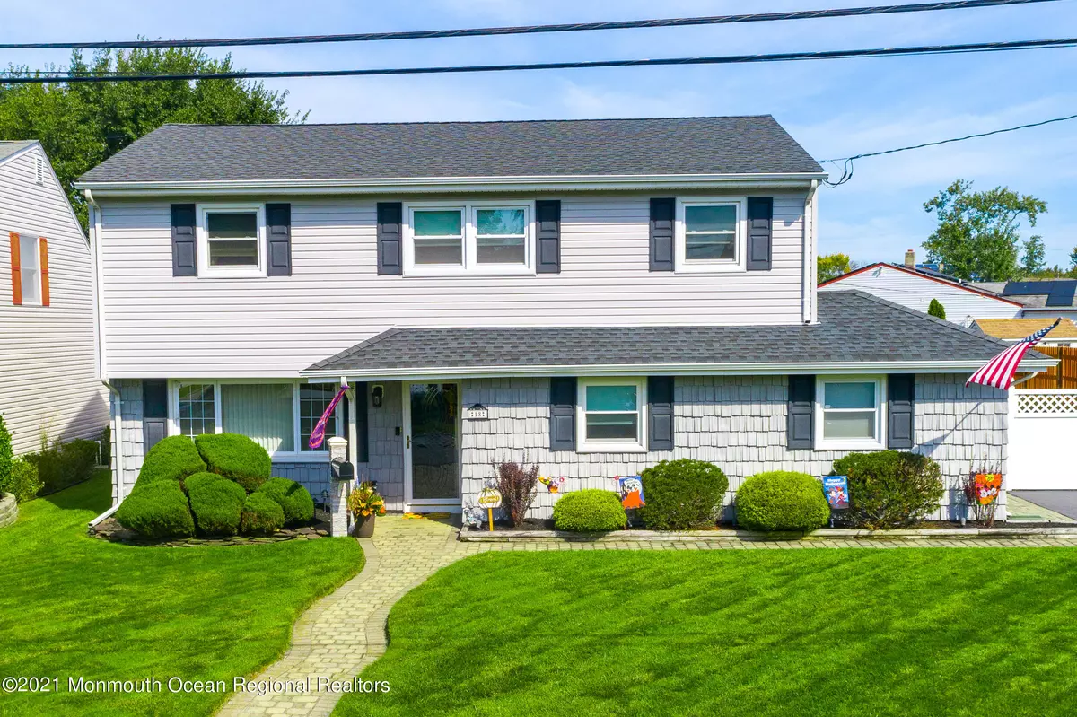 Hazlet, NJ 07730,18 W Susan Street