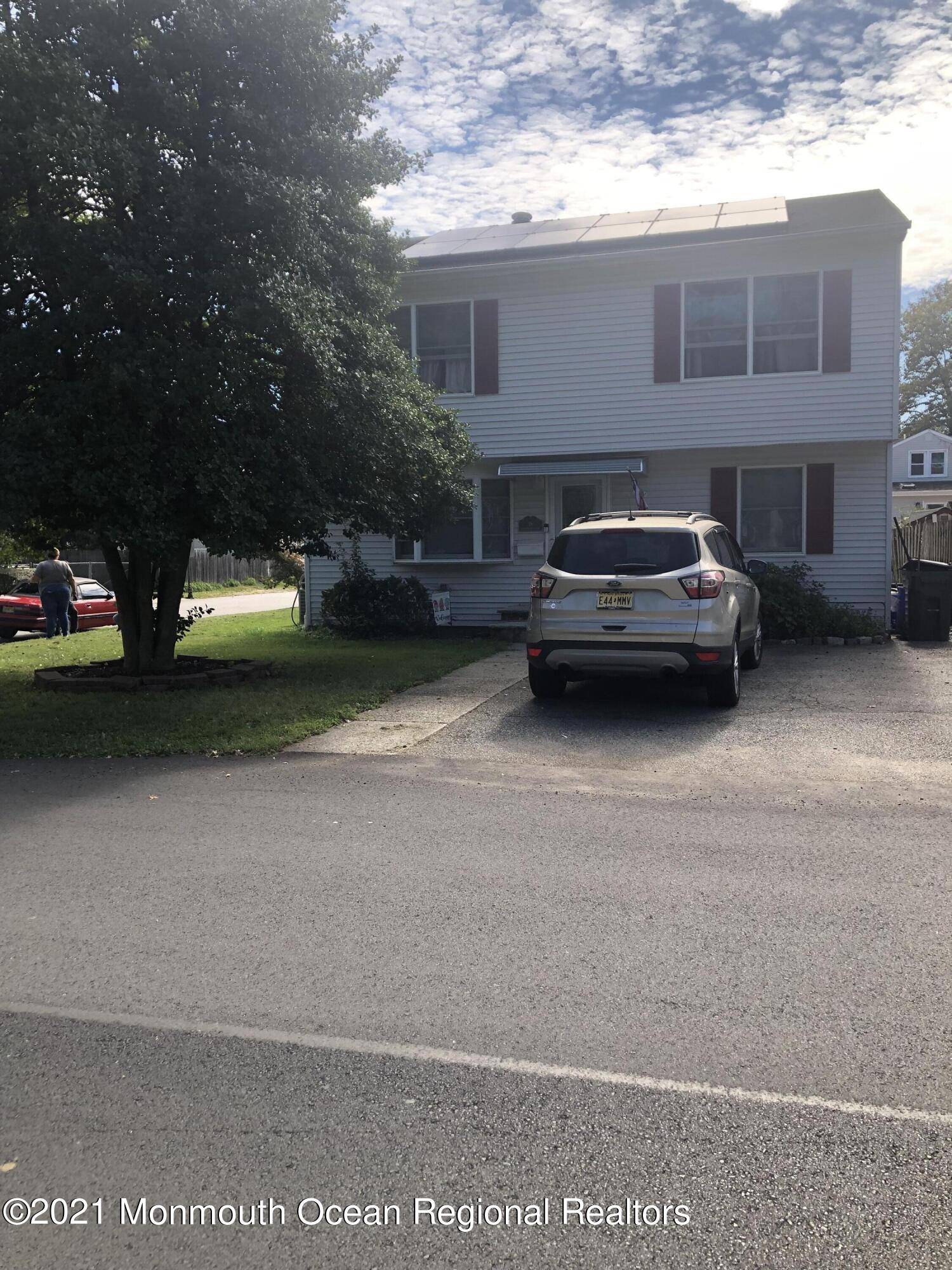 38 Raritan Boulevard, Keyport, NJ 07735
