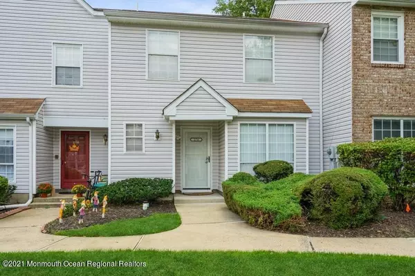 Morganville, NJ 07751,274 Fairfield Place