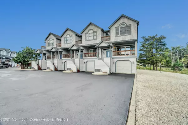 Little Egg Harbor, NJ 08087,2 Mariners Pointe W