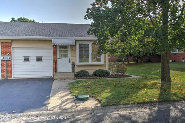 46 Yorktowne Parkway, Whiting, NJ 08759