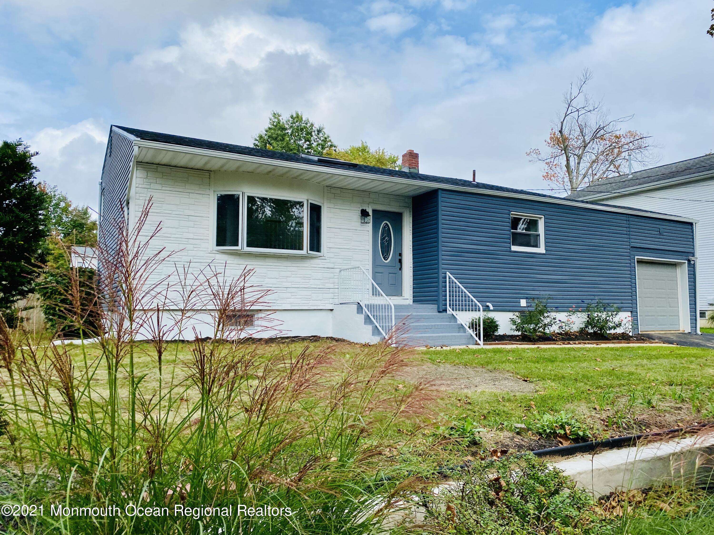 8 Manymind Avenue, Atlantic Highlands, NJ 07716