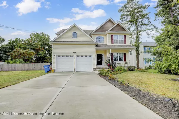 58 1st Street, Manchester, NJ 08759