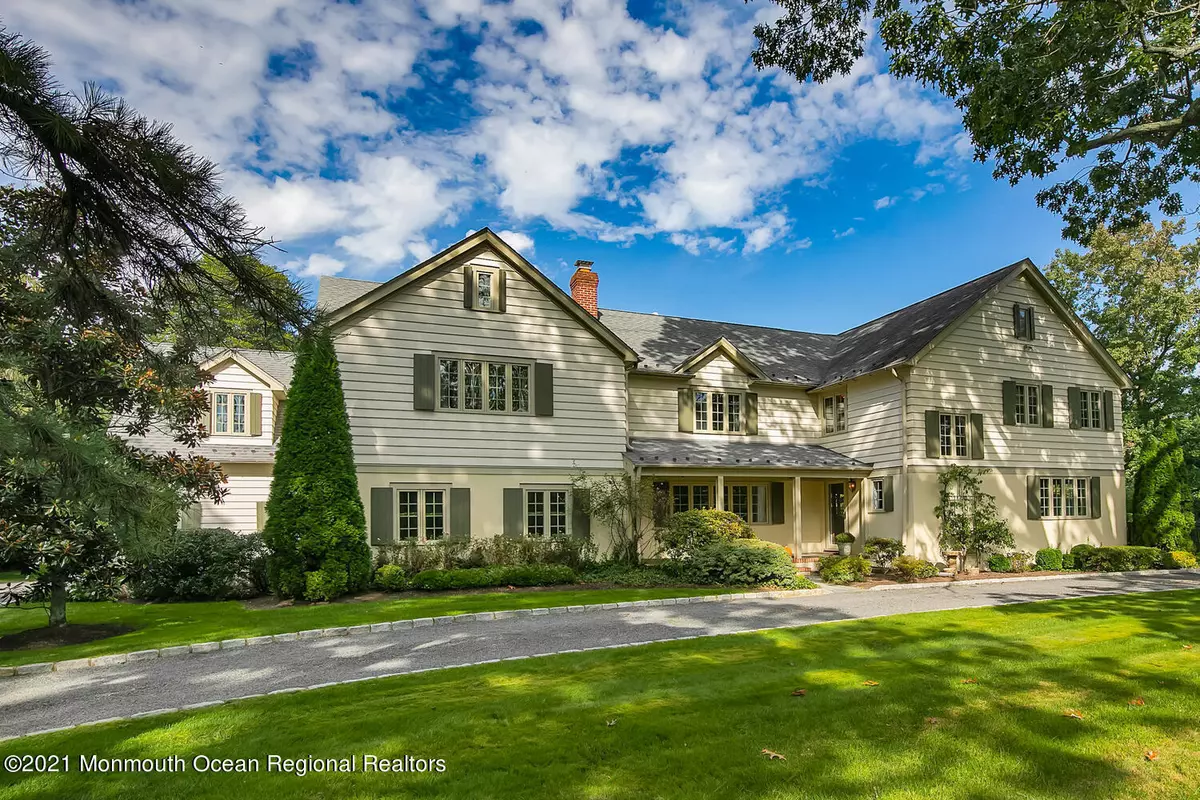 Rumson, NJ 07760,162 Black Point Road