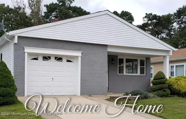 Toms River, NJ 08757,30 Exitir Street