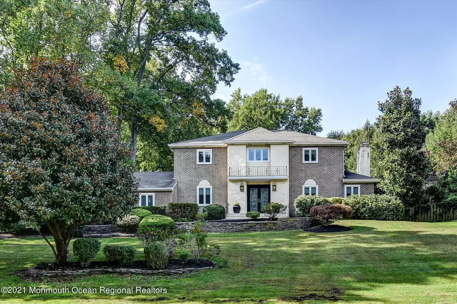 60 Centerville Road, Holmdel, NJ 07733