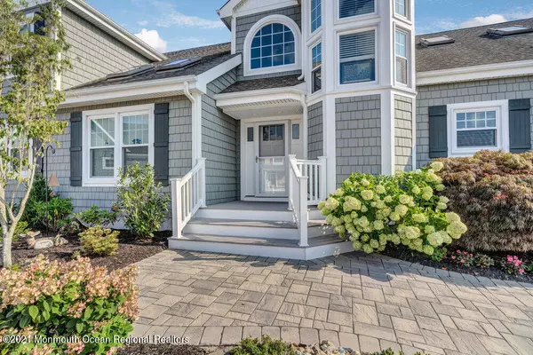 Lanoka Harbor, NJ 08734,1302 Exeter Place