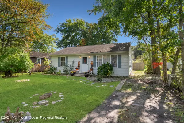 Lanoka Harbor, NJ 08734,415 Barramore Avenue