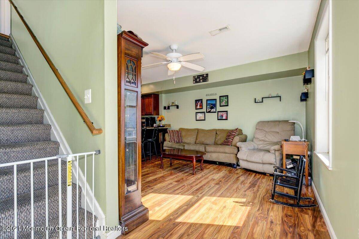 Highlands, NJ 07732,22 2nd Street