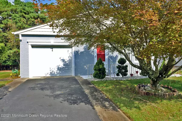 Toms River, NJ 08757,46 Santiago Court