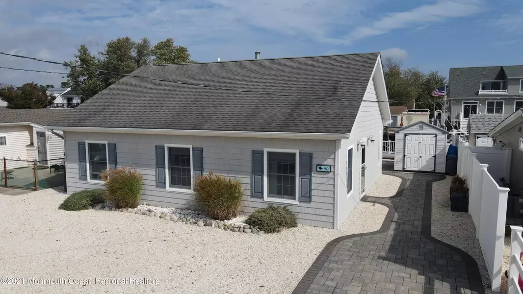 90 Lawrence Drive, Beach Haven West, NJ 08050