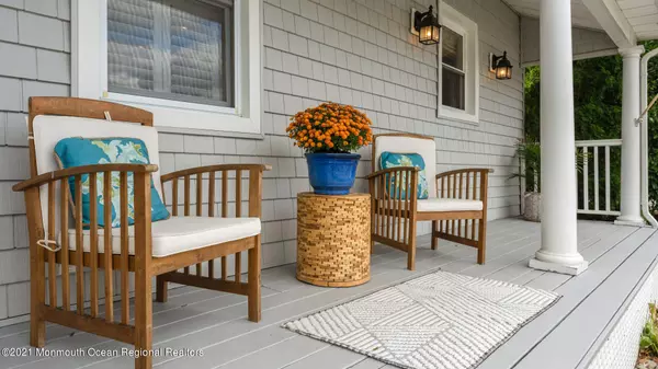 Rumson, NJ 07760,11 Church Street