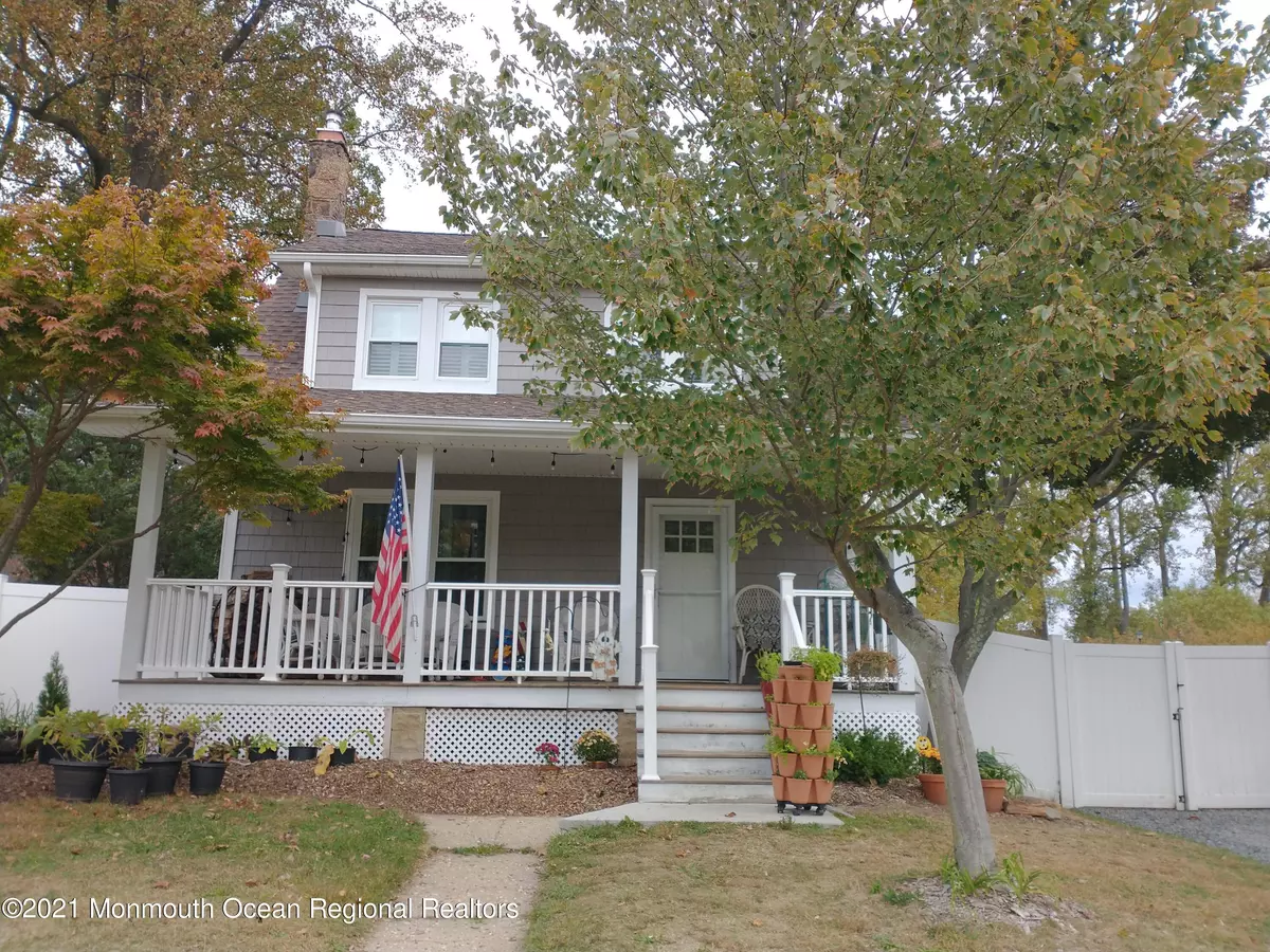 Atlantic Highlands, NJ 07716,54 South Avenue