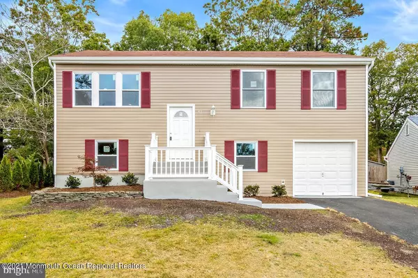 43 Tiller Drive, Barnegat, NJ 08005