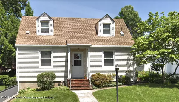 71 Columbus Avenue,  Hasbrouck Heights,  NJ 07604