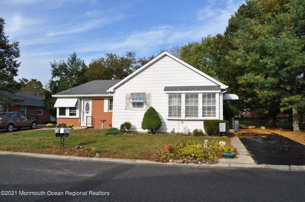 14 Constitution Boulevard #B, Whiting, NJ 08759