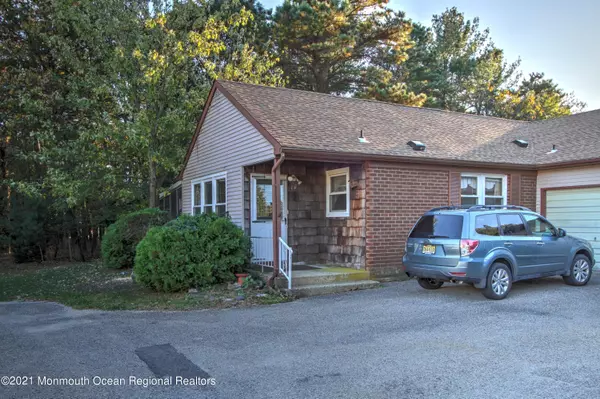 7 Spring Street, Whiting, NJ 08759