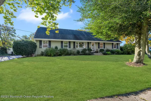 Ocean Twp, NJ 07712,5 Standish Drive