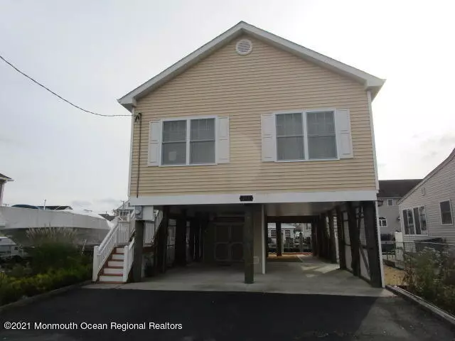 Bayville, NJ 08721,218 Dogwood Drive