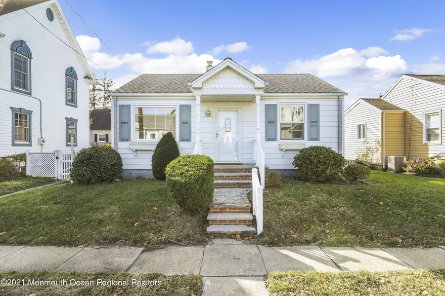 142 Stockton Avenue, Ocean Grove, NJ 07756