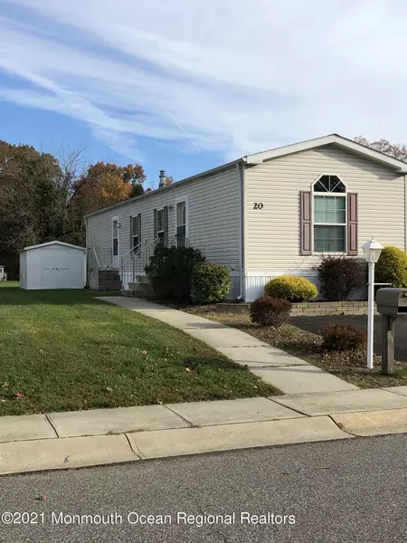 20 Easy Street, Freehold, NJ 07728