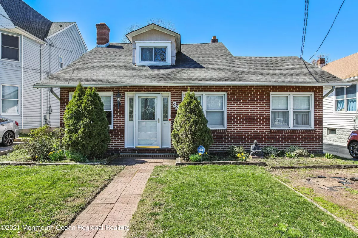 Rumson, NJ 07760,34 Washington Street