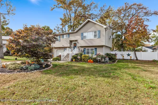 261 Forest Avenue, North Middletown, NJ 07748