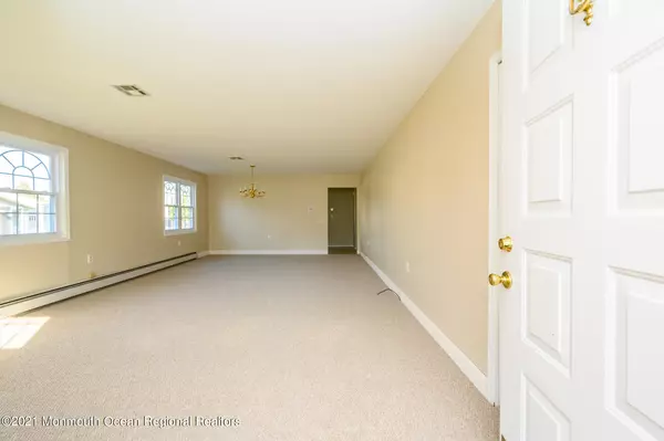 Toms River, NJ 08757,20 Calalou Court