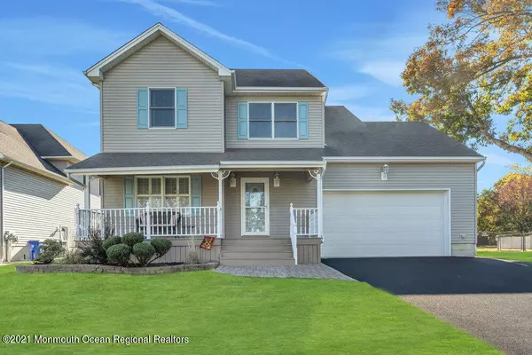 Toms River, NJ 08753,85 Susan Street