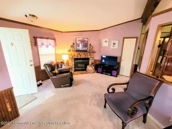 North Brunswick, NJ 08902,12 Emerson Road