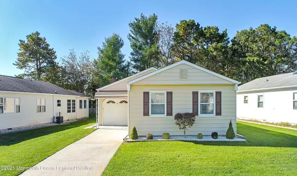 Toms River, NJ 08757,19 Tapola Road