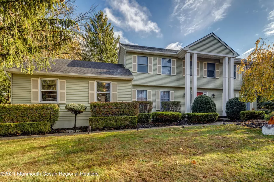 2 Apple Grove Drive, Holmdel, NJ 07733