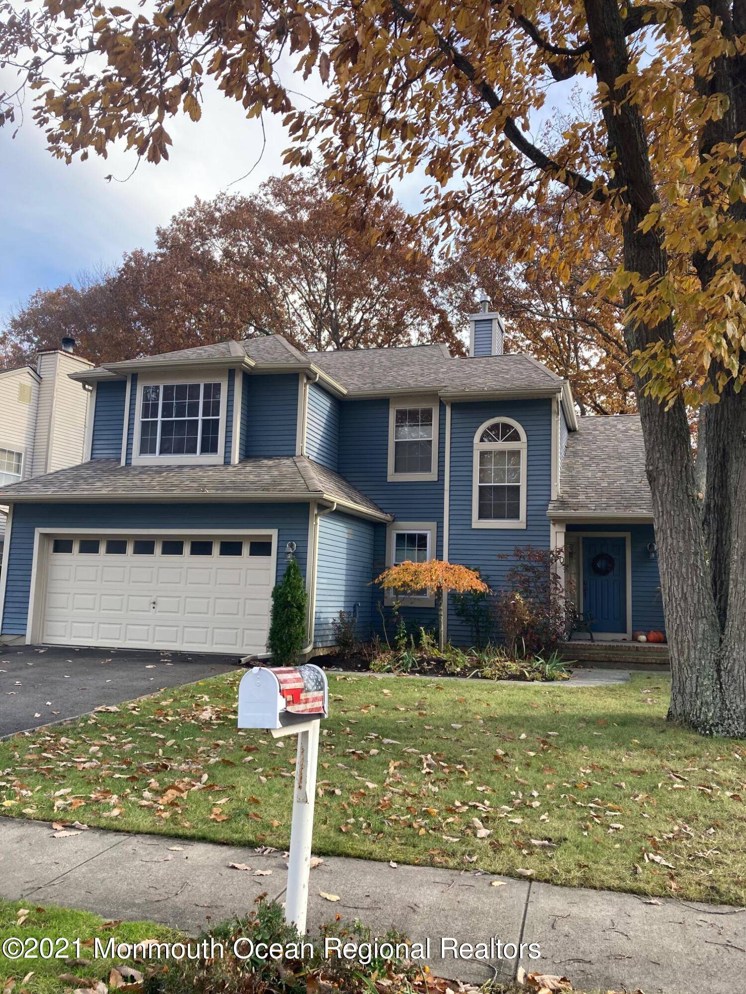 Howell, NJ 07731,20 Spruce Hollow Drive