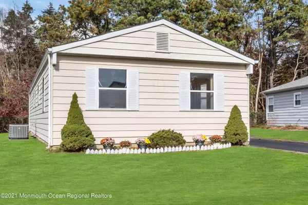 Toms River, NJ 08757,48 Santiago Court