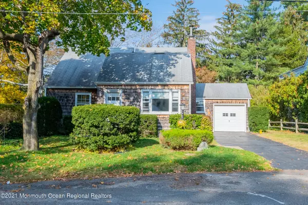 11 Grange Walk, Fair Haven, NJ 07704