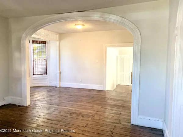 Keyport, NJ 07735,160 1st Street