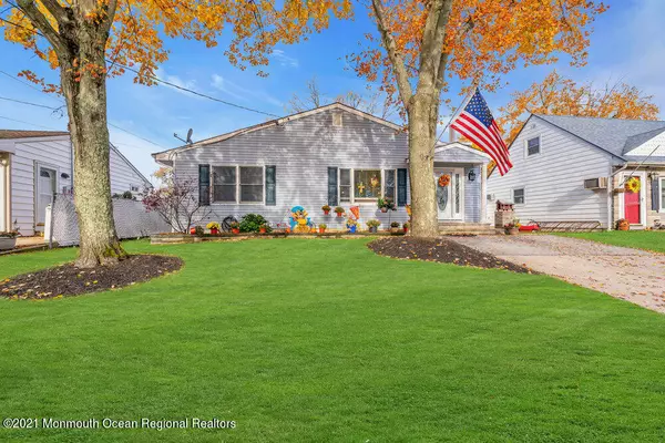 Parlin, NJ 08859,15 Buttonwood Drive