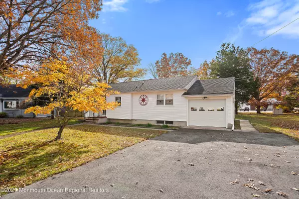 Toms River, NJ 08755,5 Chestnut Hill Drive