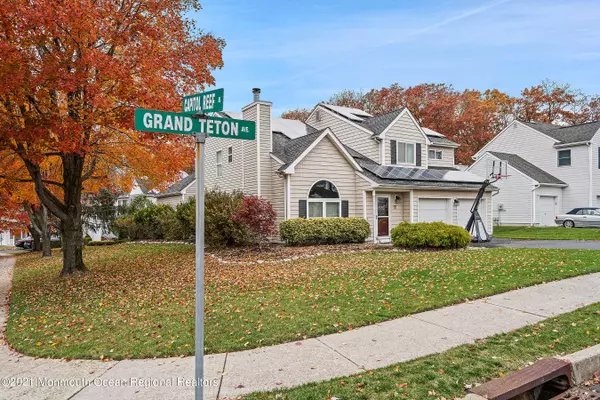 Howell, NJ 07731,36 Grand Teton Avenue