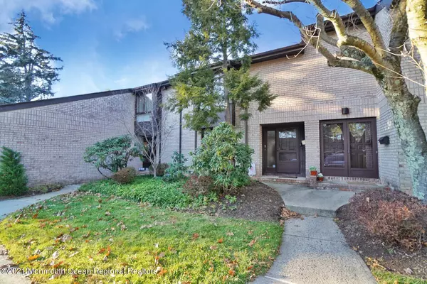 137 Willowbrook Drive, North Brunswick, NJ 08902
