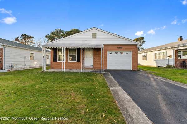 9 Calalou Court, Toms River, NJ 08757