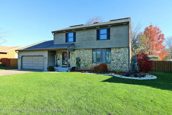 Lanoka Harbor, NJ 08734,814 Michelle Court