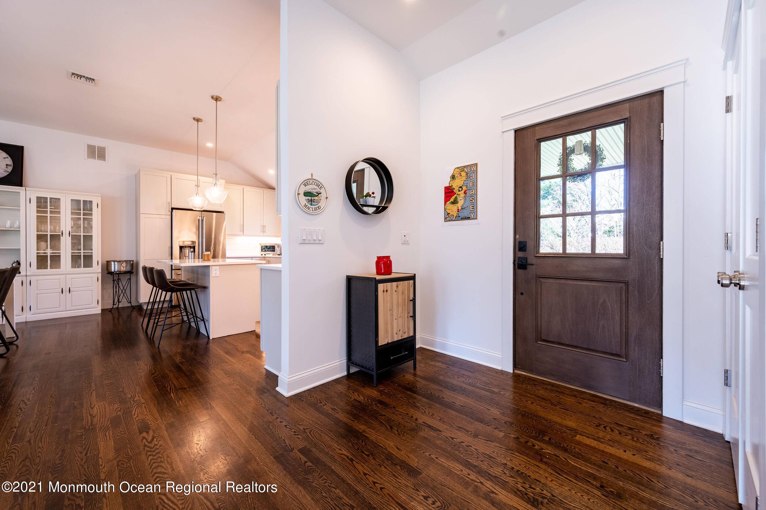 Rumson, NJ 07760,63 Rumson Road