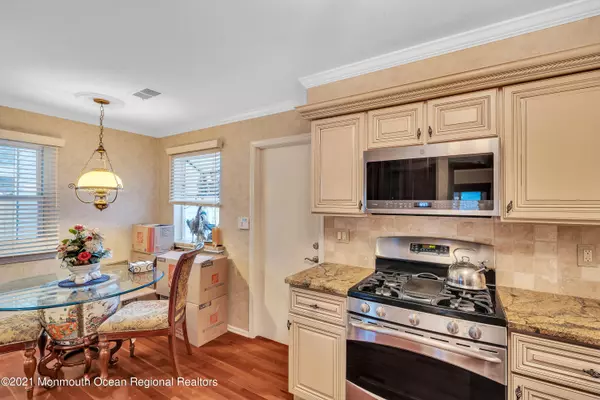 Freehold, NJ 07728,14 Stowe Court