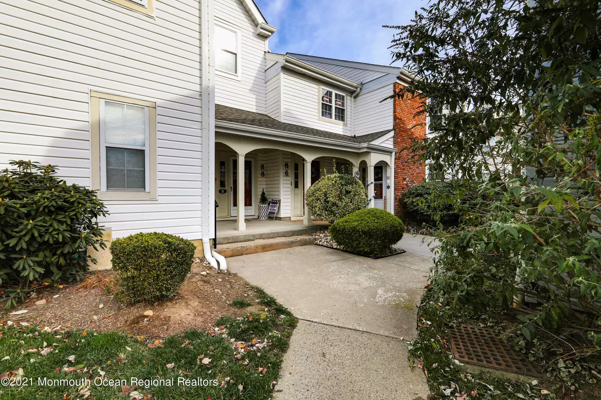 Freehold, NJ 07728,86 Tulip Lane