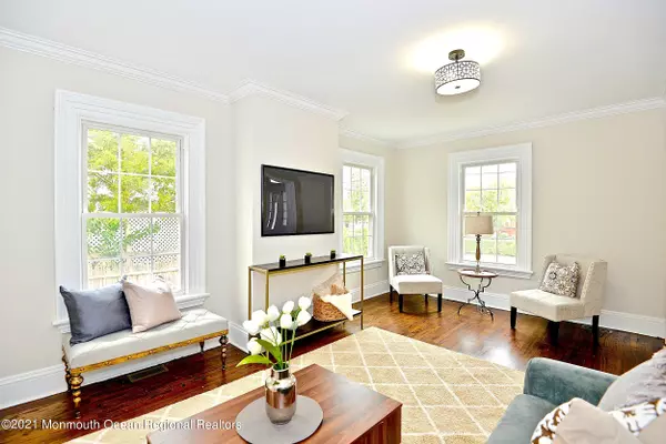 Keyport, NJ 07735,184 Broad Street