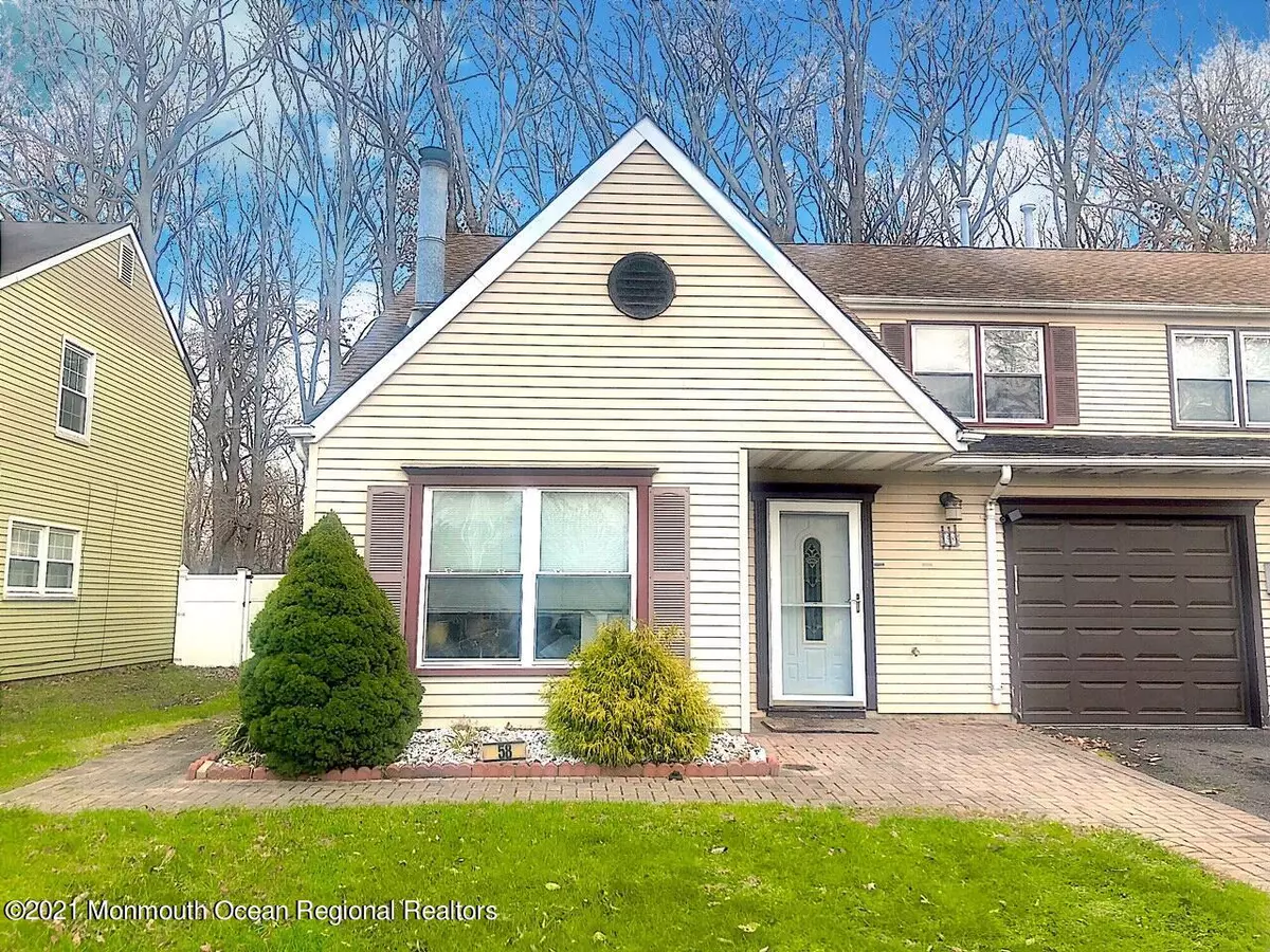 Freehold, NJ 07728,58 Scenic Drive