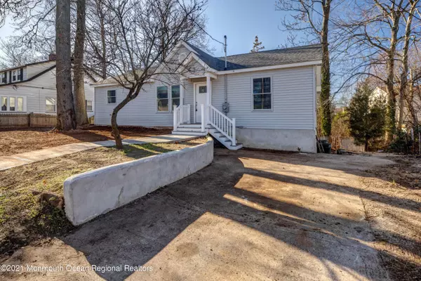 Cliffwood Beach, NJ 07735,125 Woodland Drive